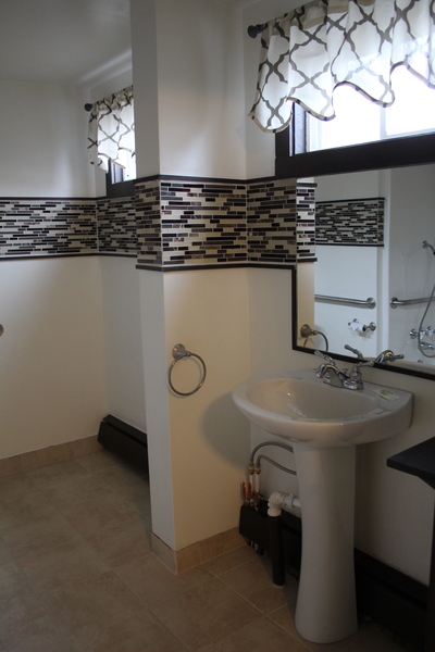 ACCESSIBILITY ROOM Photo 10